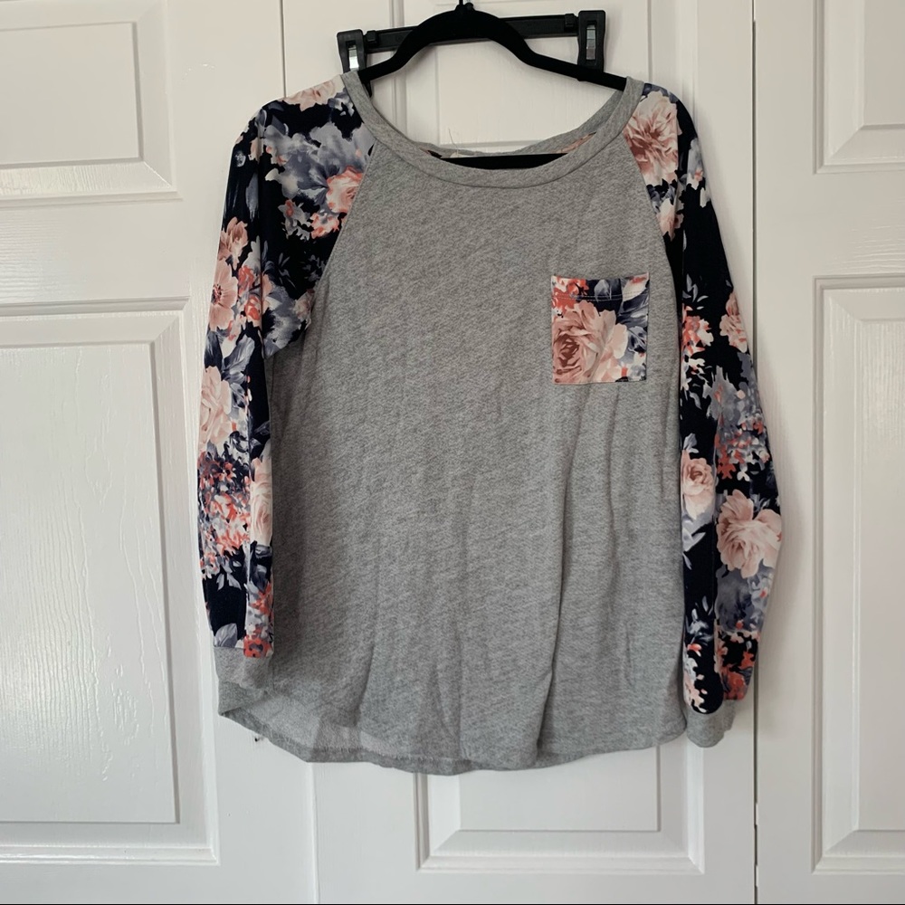 Sweatshirt